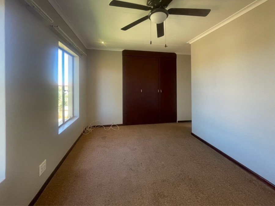 To Let 3 Bedroom Property for Rent in Melodie North West